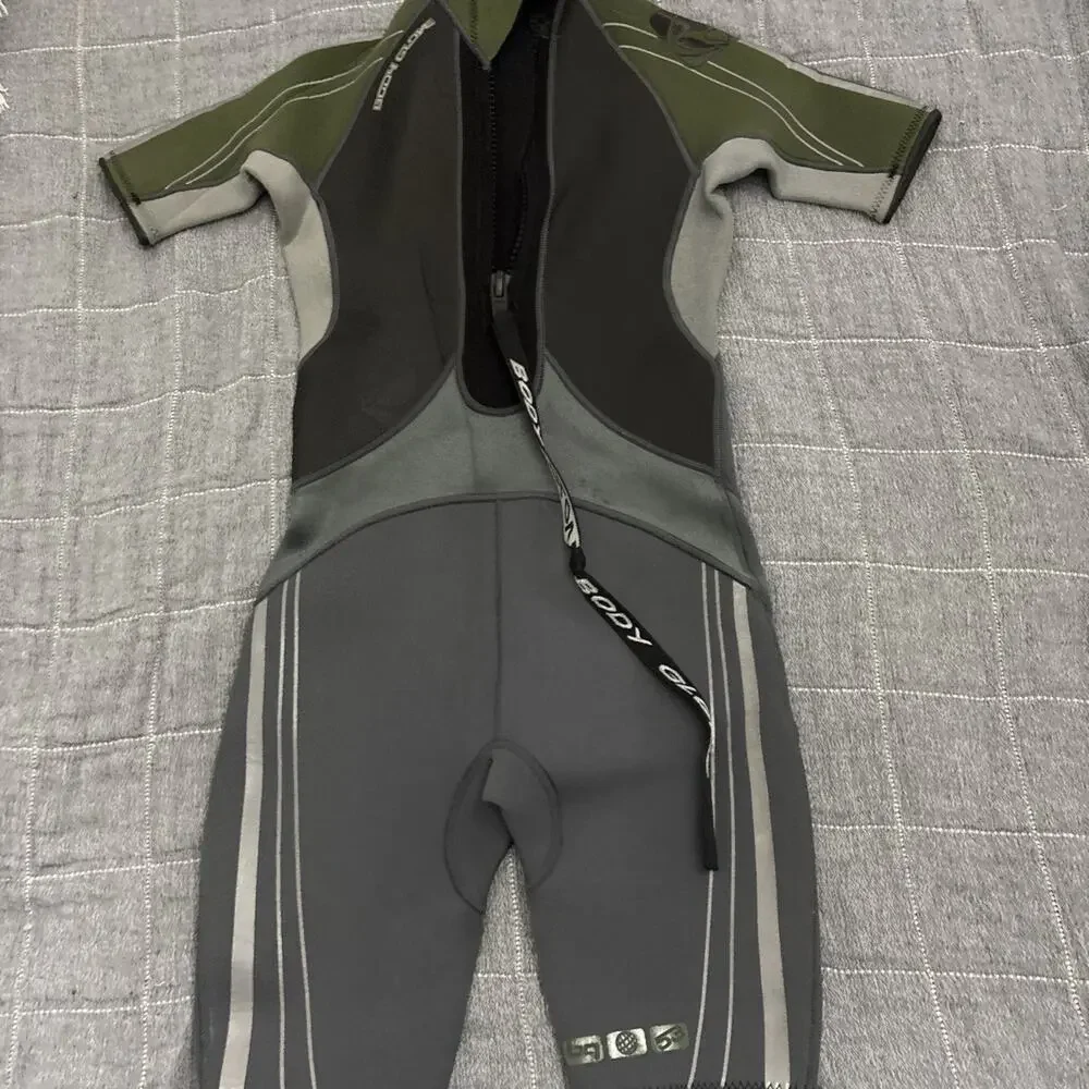 Kids Body Glove shorty springsuit wetsuit With olive green and gray panel design